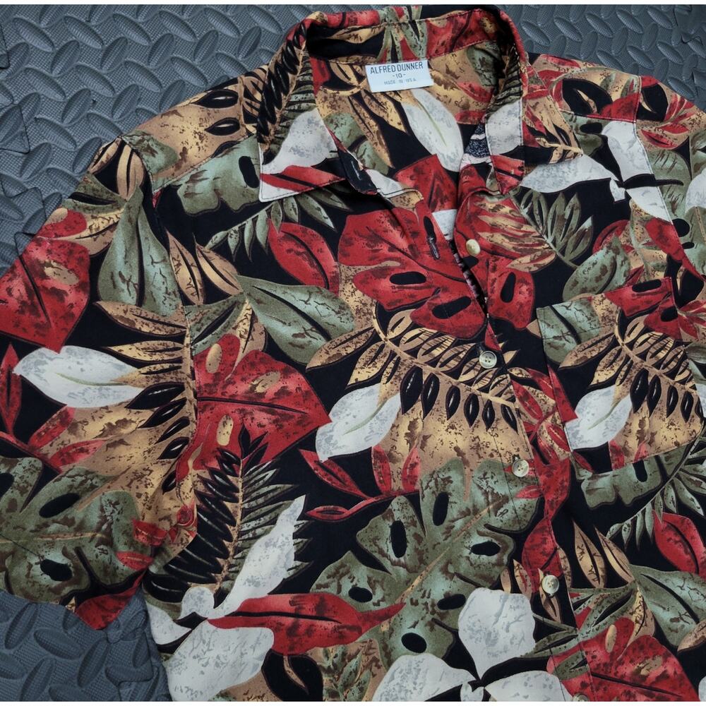 Vintage Alfred Dunner Tropical Leaf Print Button Front Shirt Size 10 USA